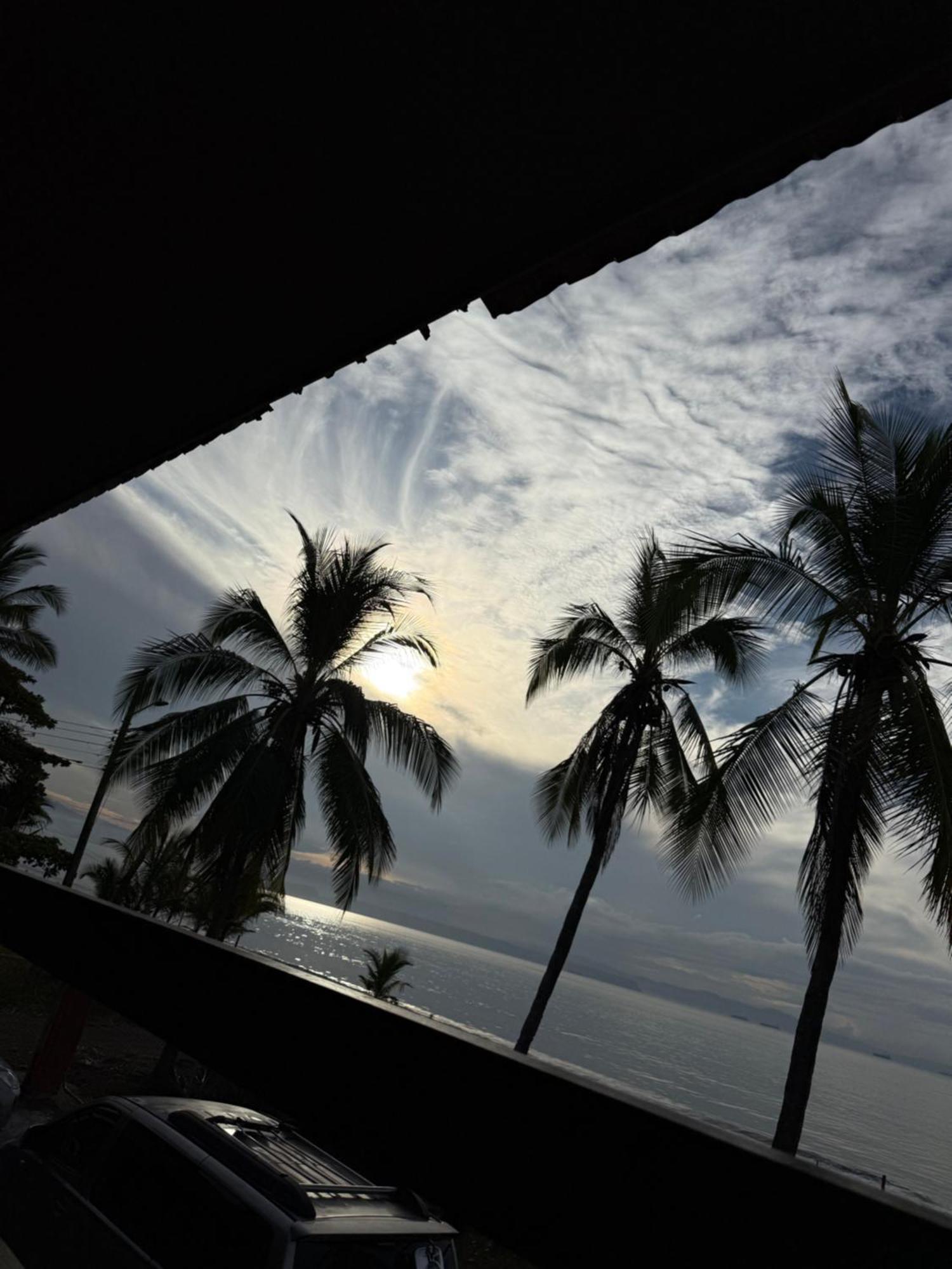 Hotel La Roca del Mar Puntarenas Esterno foto