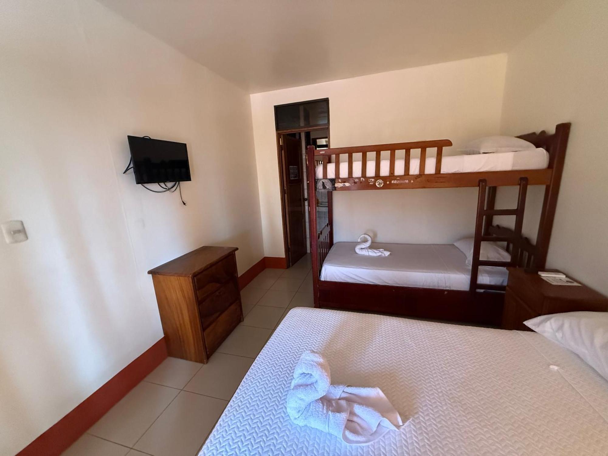 Hotel La Roca del Mar Puntarenas Esterno foto