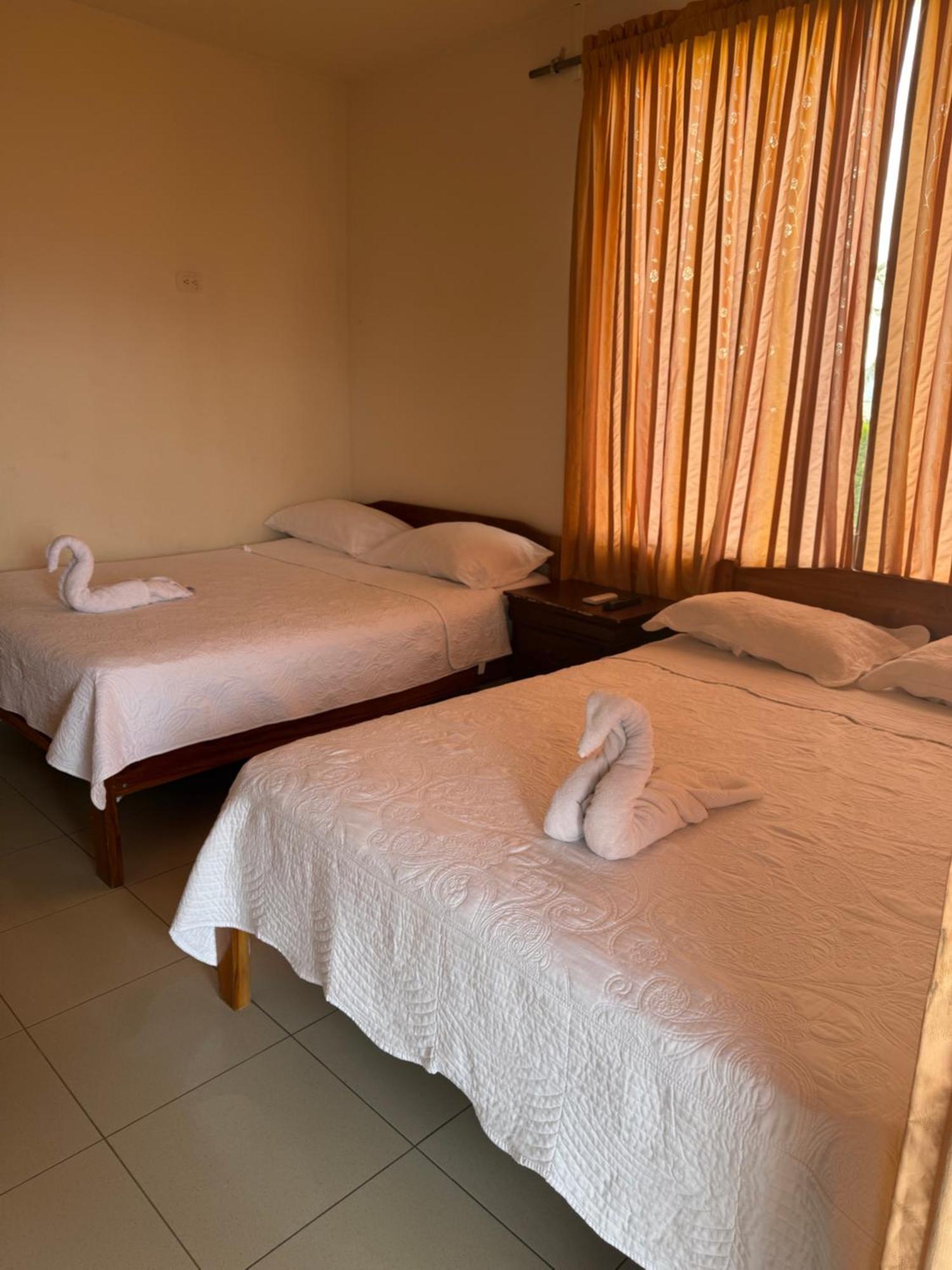 Hotel La Roca del Mar Puntarenas Esterno foto